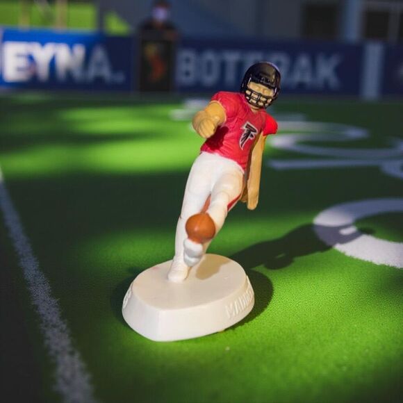 2014 McDonald's Happy Meal EA Sports Madden Football Atlanta Falcons Punter B14 - Picture 1 of 9